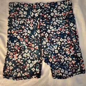 GapFit Bike Shorts (part of set)